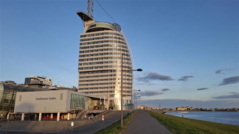 Atlantic Sail City Hotel; 13. Symposium Leitstelle